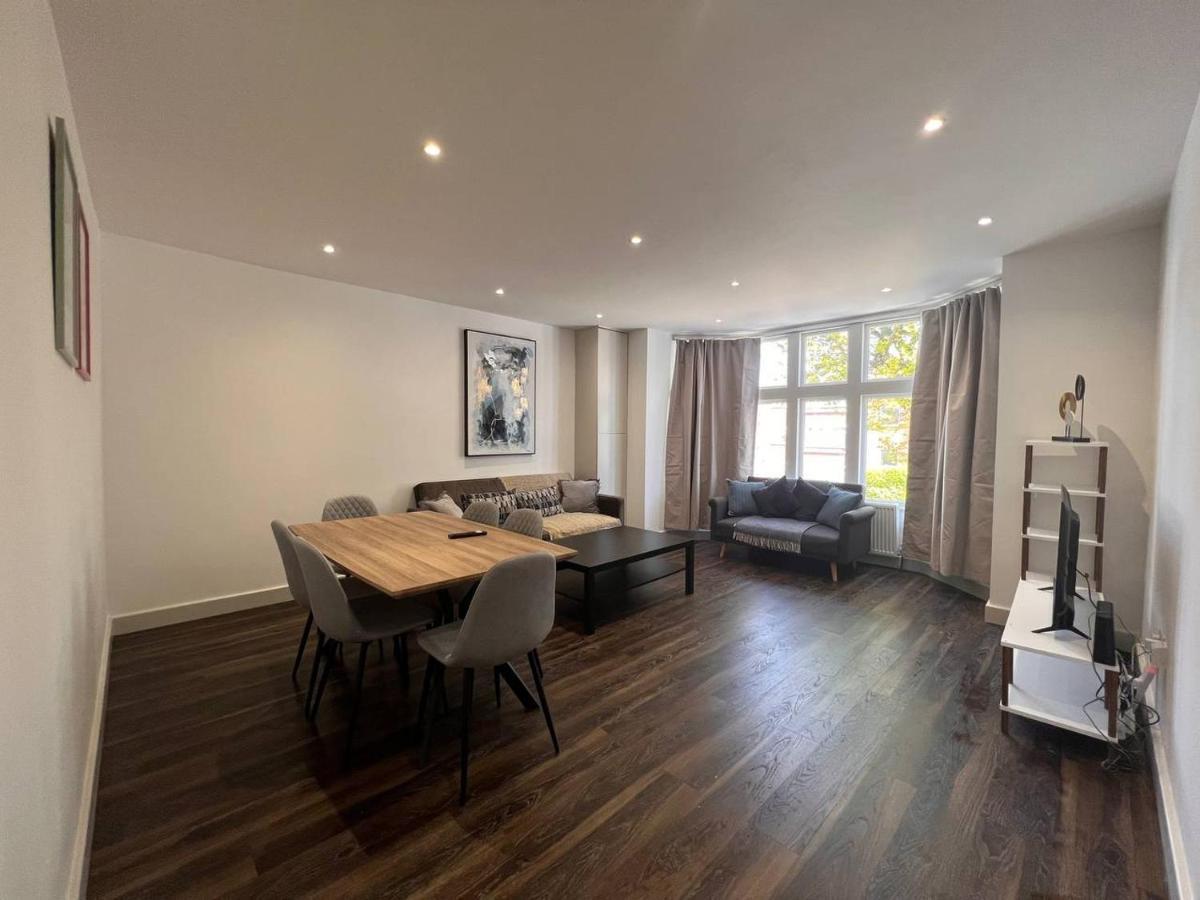 Star London Finchley Road 2-Bed Residence Ngoại thất bức ảnh